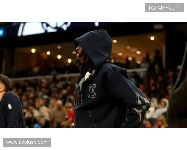 莫兰特肘伤赛季报销提前离场